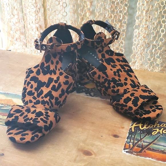 NWT TOPSHOP Destiny Animal Print Block Heel Sandals Size 37 - Picture 4 of 9